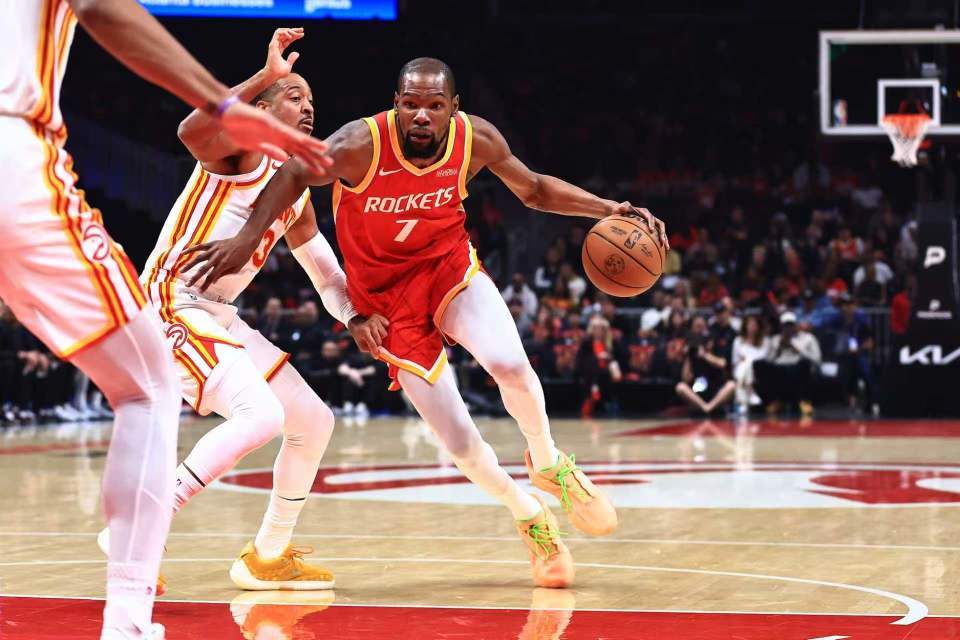 开局3连胜!火箭7人上双险胜老鹰 杜兰特22分杰伦26+9+16